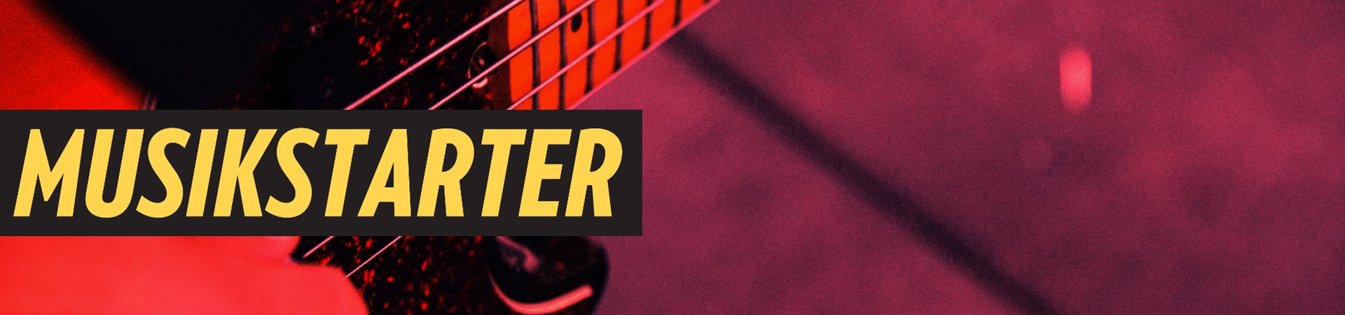 Person spiller guitar med musikstarterlogo ovenpå Person spiller guitar med musikstarterlogo ovenpå